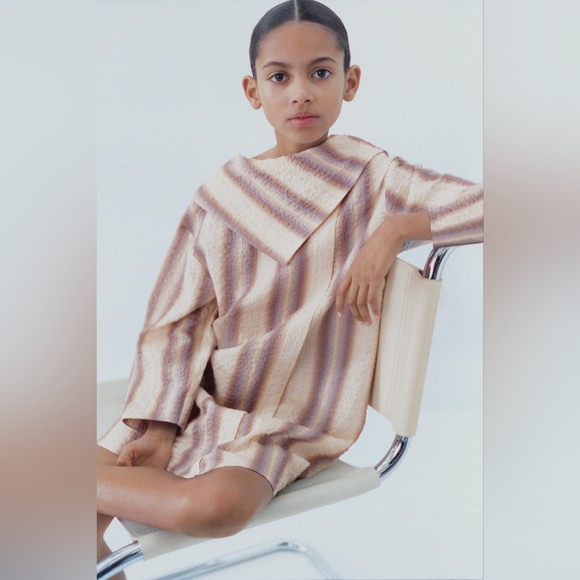 🚚Moving Sale🏡STRIPED TEXTURED TEXTILE DRESS - Picture 4 of 7